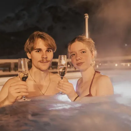 Palace Luxury Wellness And Boutique Ski-in-out Apartment