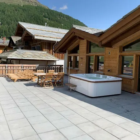 Palace Luxury Wellness And Boutique Ski-in-out Apartamento Saas-Fee